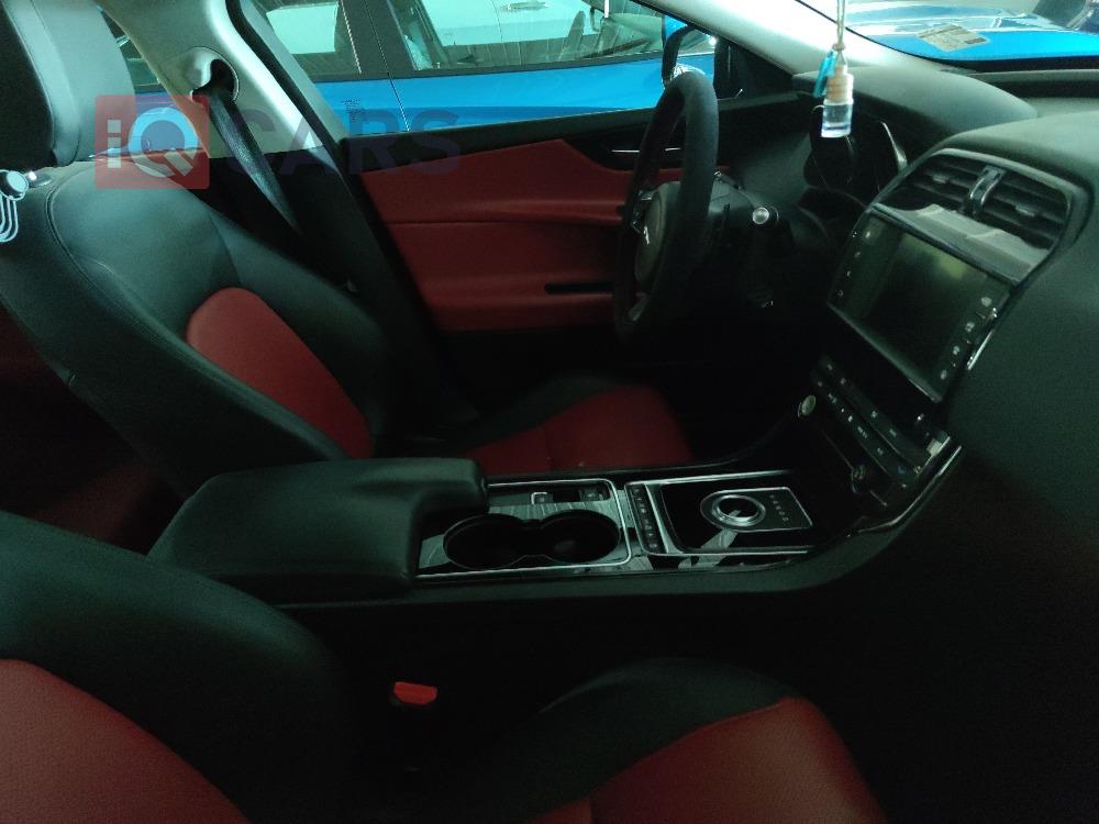 جاگوار XE